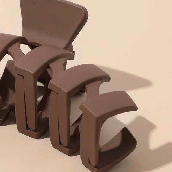 Brand New Large 3 Hair Claws - Picture 3 of 4